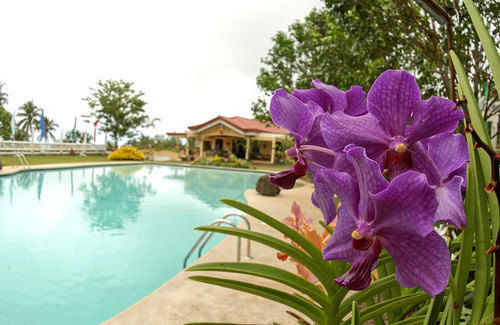 Camiguin Highland Resort Mambajao Exterior photo
